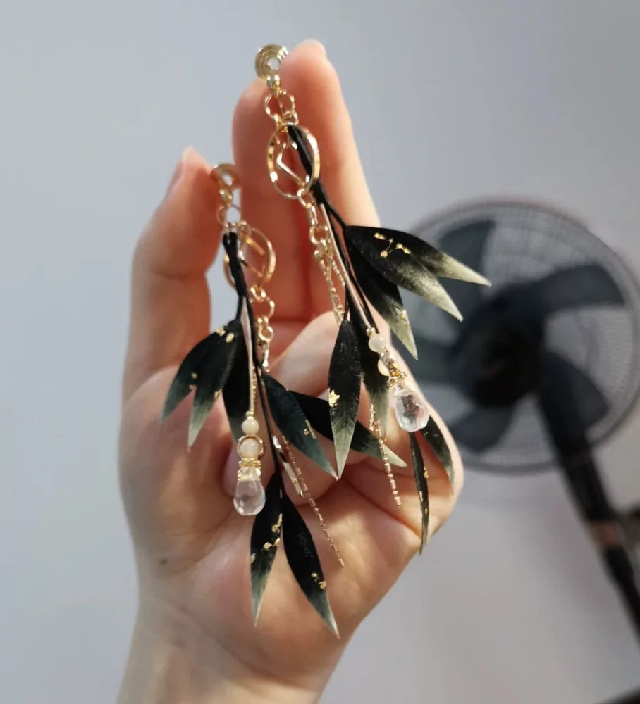 Black Leaves Bespoke Earrings - Silk Earrings(Ronghua) – Image 2