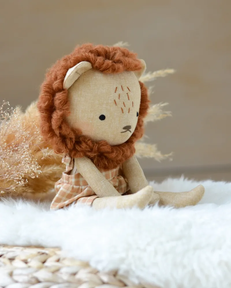 Patron de couture - Poupée peluche Mini ours, panda et lion