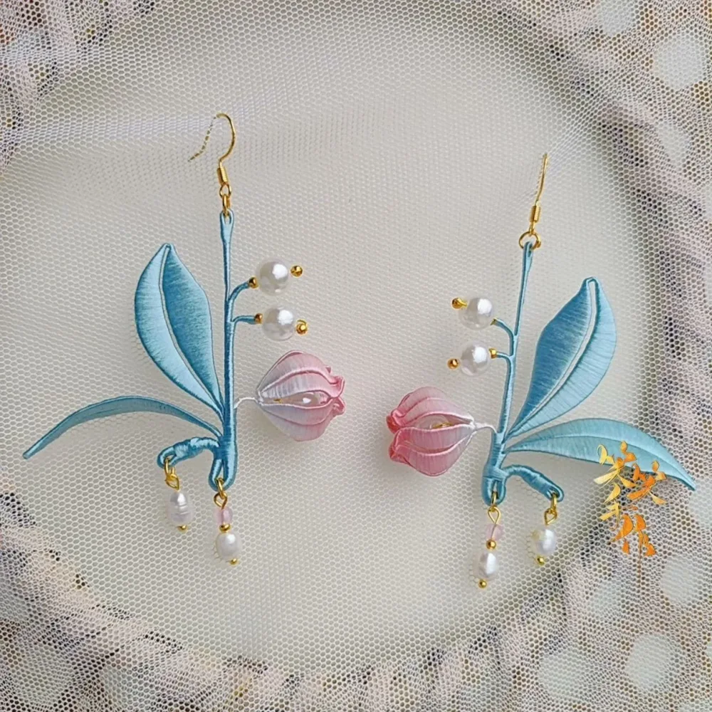 Handcrafted Chanhua Orchid & Pearl Earrings - 925 Silver Hooks – Image 2