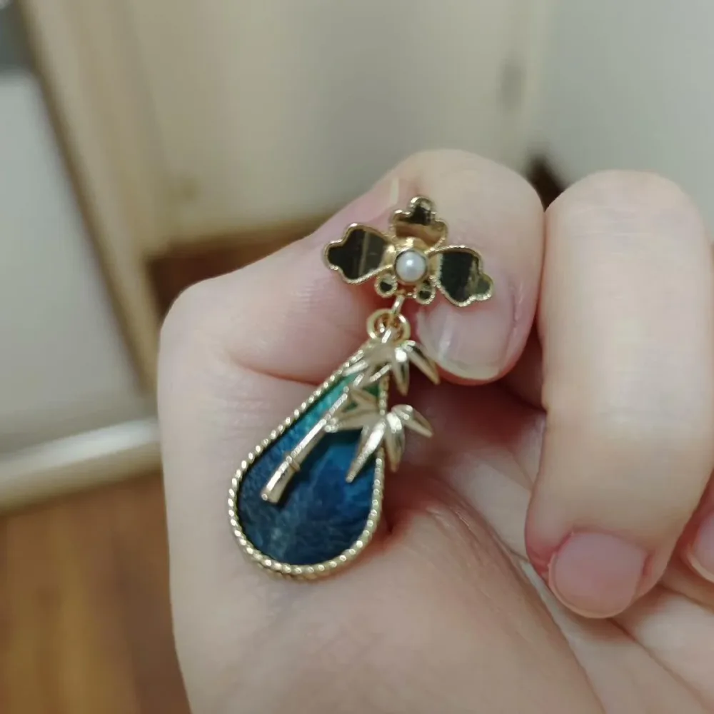 Water Droplet Bespoke Earrings - Silk Earrings(Ronghua) – Image 3