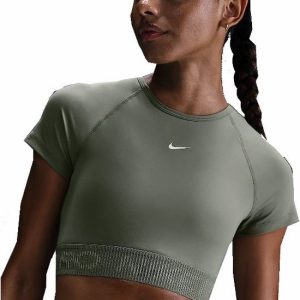 Haut court à manches courtes Nike Pro Dri- FIT pour femme – Armée légère/Kaki cargo/ White – HM6369-320 – Taille XS