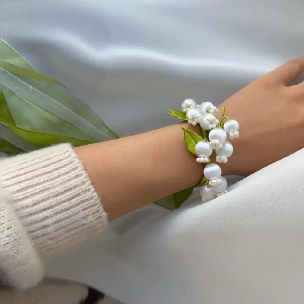 Lily Of The Valley Bespoke Wrist Flower - Silk Wrist Flower(Chanhua) – Image 2