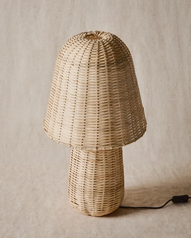 Tischlampe Neuda aus Rattan mit hellem Finish – Image 2