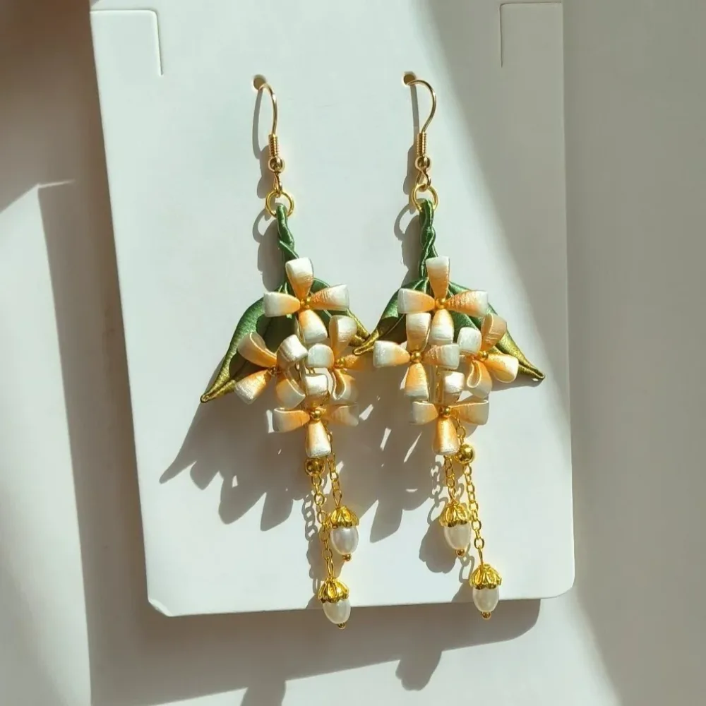 Handcrafted Chanhua Little Flower Earrings - 925 Silver Hooks – Image 2