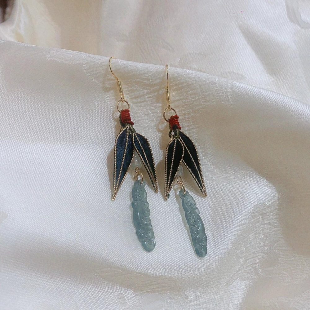 Bamboo Leaf And Jade Bespoke Earrings - Silk Earrings(Ronghua) – Image 3