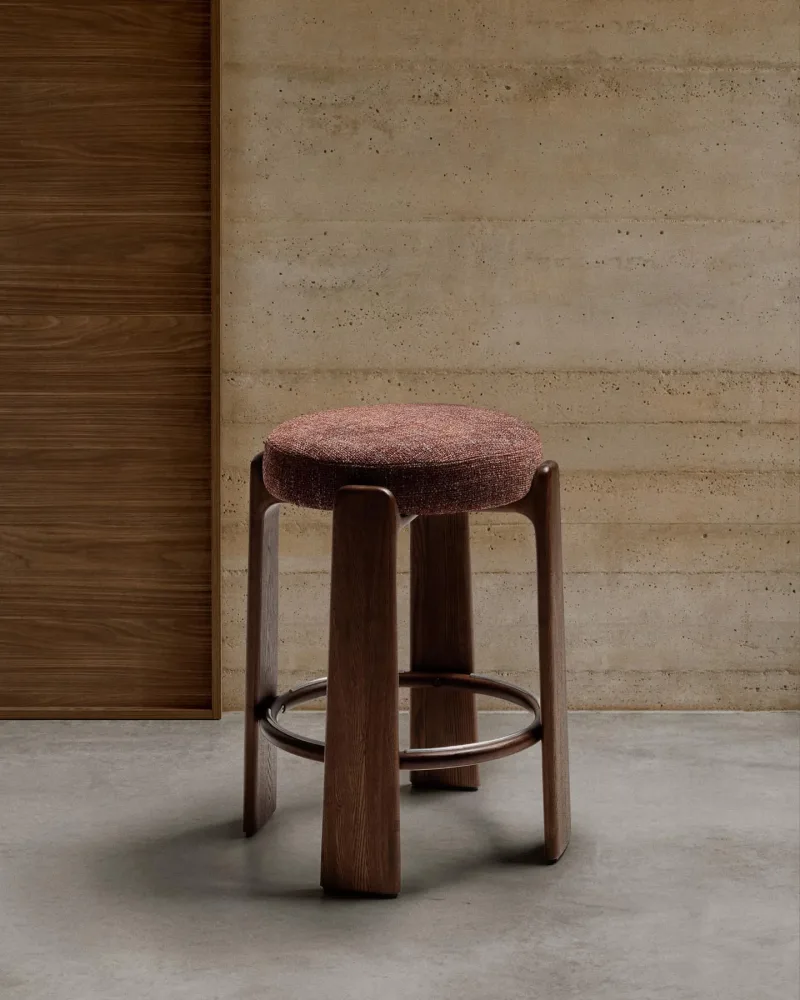 Hocker Granite aus brauner Chenille und massivem Eschenholz mit nussbaumfarbenem Finish, F – Image 2