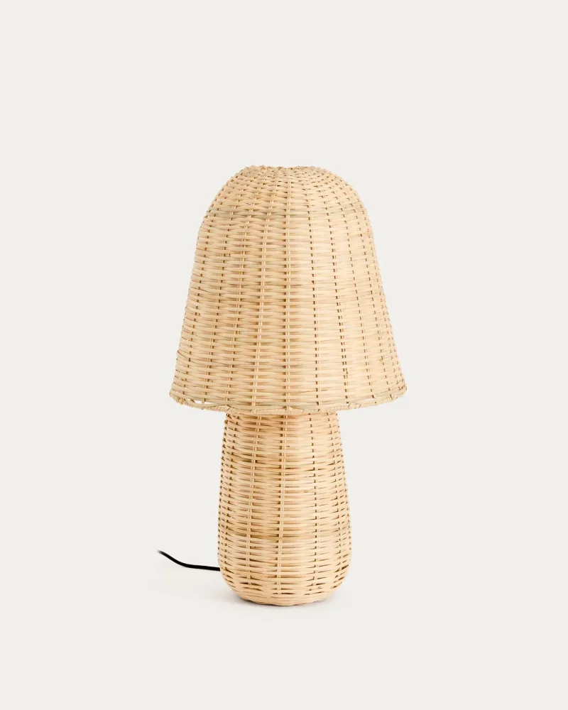 Tischlampe Neuda aus Rattan mit hellem Finish