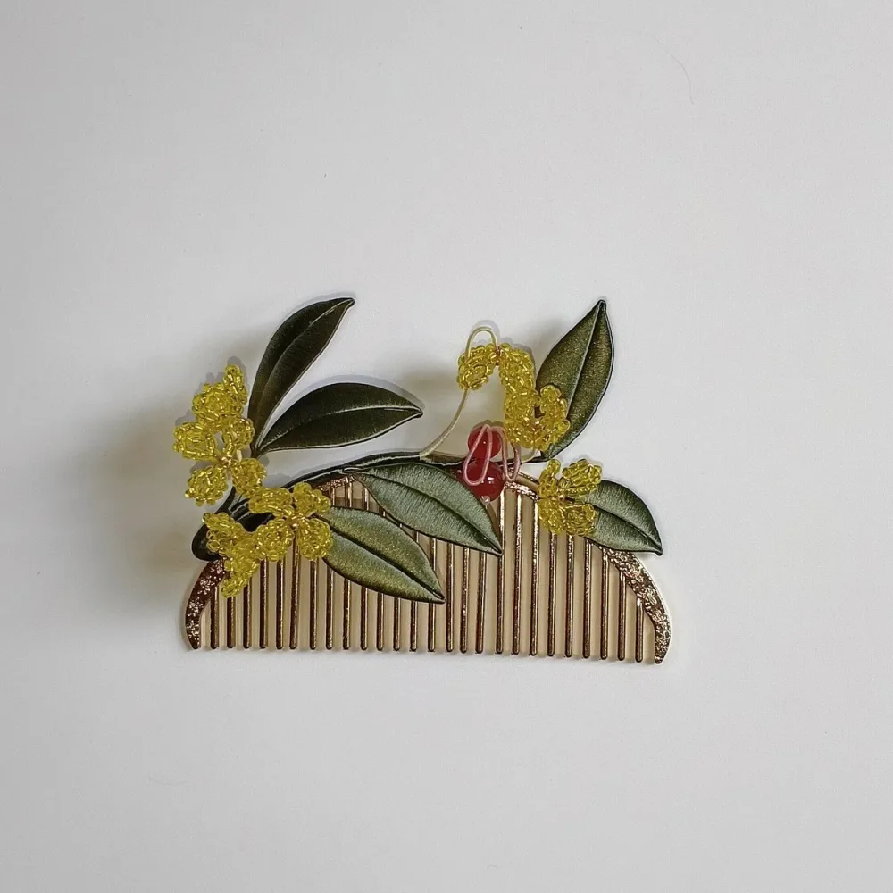 Handmade Chanhua Thread-Wrapped Osmanthus Hair Comb - Elegant Bunny & Floral Headpiece – Image 2