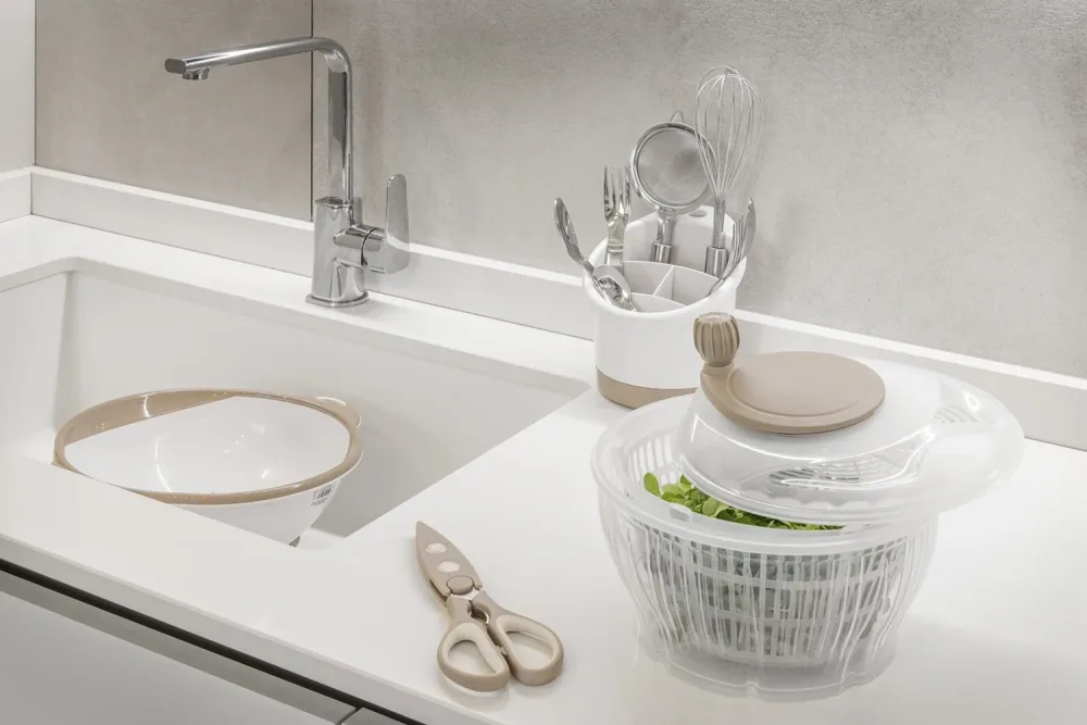 Daily Home Teigschneider aus Edelstahl 18.5cm – Image 2