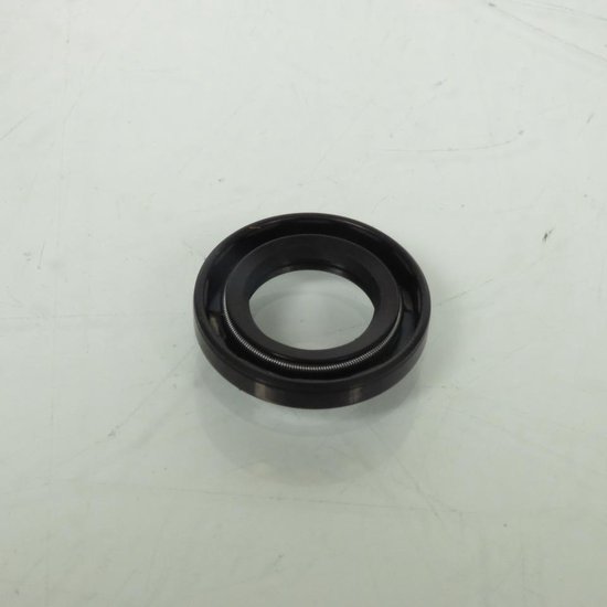 Joint spi moteur RSM pour Moto Derbi 50 Moteur Euro3 2006 à 2017 15x26x5mm Neuf Joint spi moteur RSM pour Moto Derbi 50 Moteur Euro3 2006 à 2017 15x26x5mm Neuf