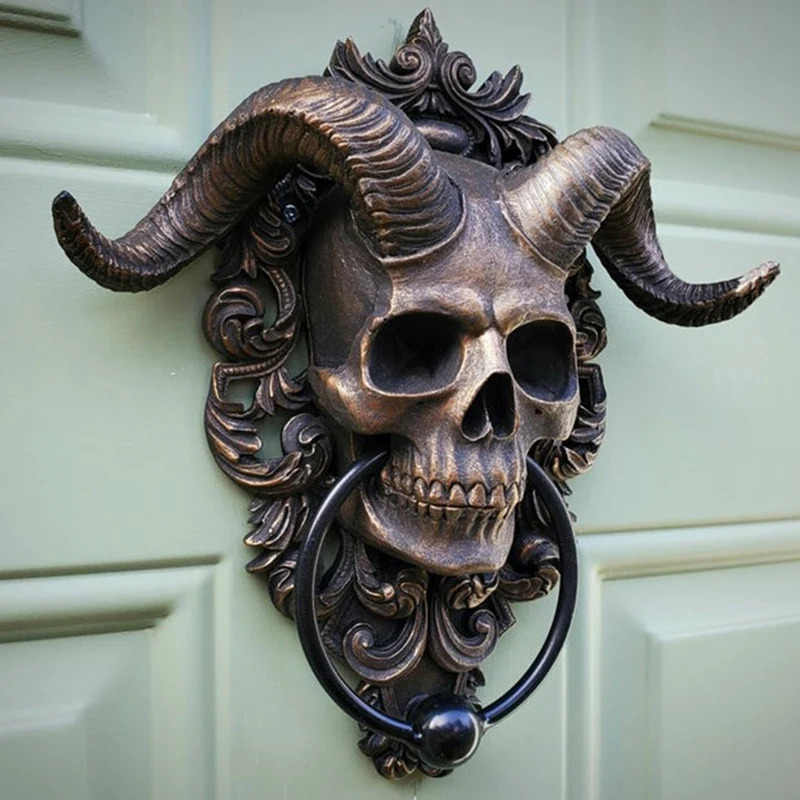 Heurtoir de porte suspendu de crâne de dieu cornu de Baphomet – Image 3