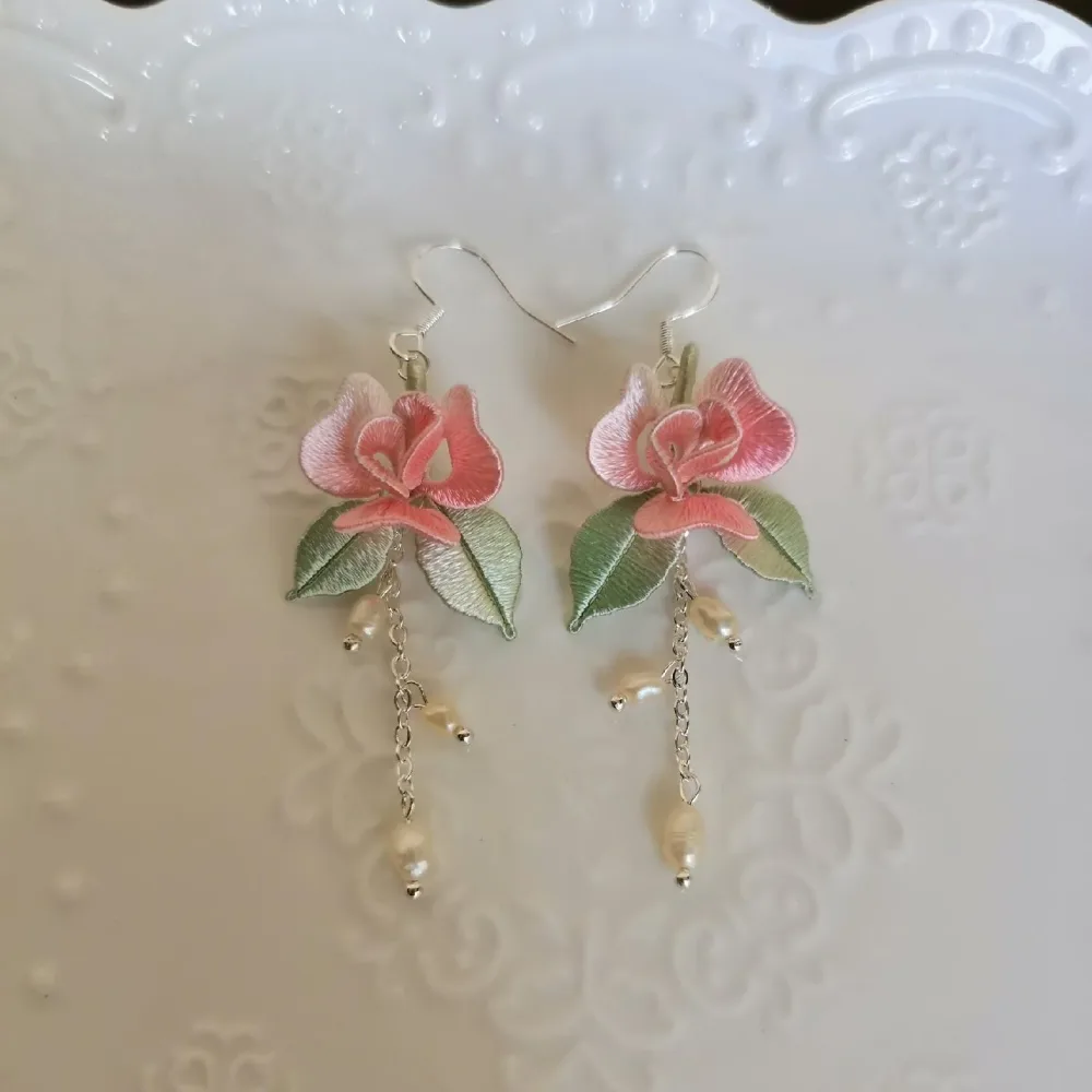 Rose Bespoke Earrings - Silk Earrings(Chanhua) – Image 2