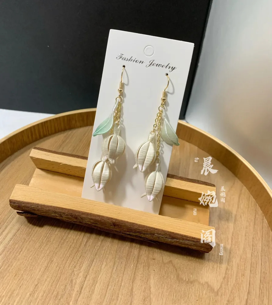 PF045 - Lily of the valley Chanhua Earrings - Wholesale – Image 3