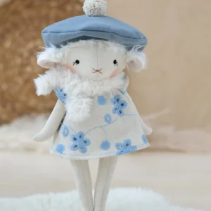 Patron de couture – Poupée peluche mouton Patron de couture – Poupée peluche mouton