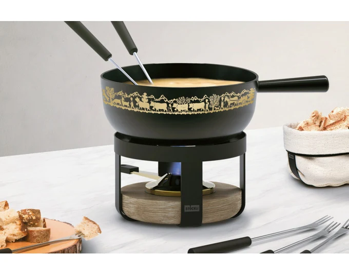 STÖCKLI Käsefonduegarnitur Pilatus Wood Classic Alp ø 22 cm 2.4 l – Image 2