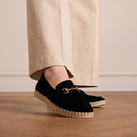 Manfield - Femme - Mocassin en daim noir avec détail doré - Taille 39