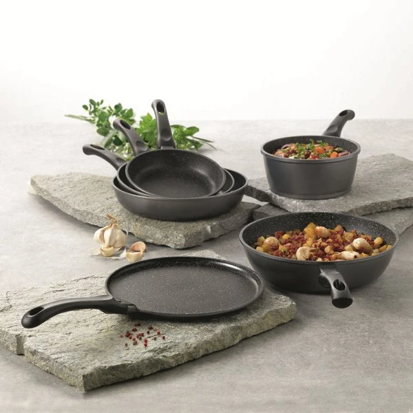 Sauteuse revêtement Dur comme la pierre 24 cm et couvercle en verre Mathon – Image 3