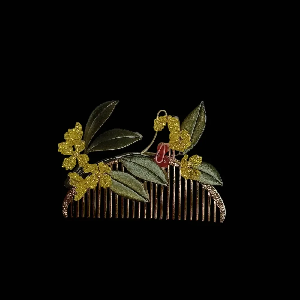 Handmade Chanhua Thread-Wrapped Osmanthus Hair Comb - Elegant Bunny & Floral Headpiece