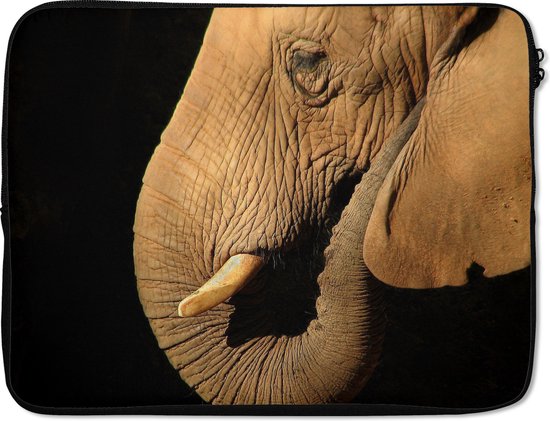 Housse pour ordinateur portable 15,6 pouces - Éléphant - Animaux - Gros plan - Zwart - Housse pour ordinateur portable - Dimensions intérieures 39,5 x 29,5 cm - Dos noir