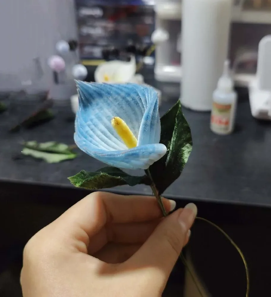 Calla Bespoke Brooch-Silk Brooch(Ronghua) – Image 2