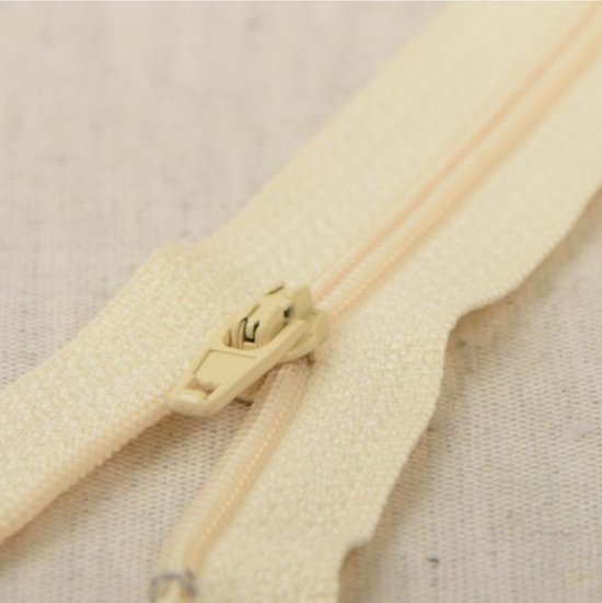 Fermeture éclair fine en polyester beige naturel 50cm – fermeture éclair solide non séparable