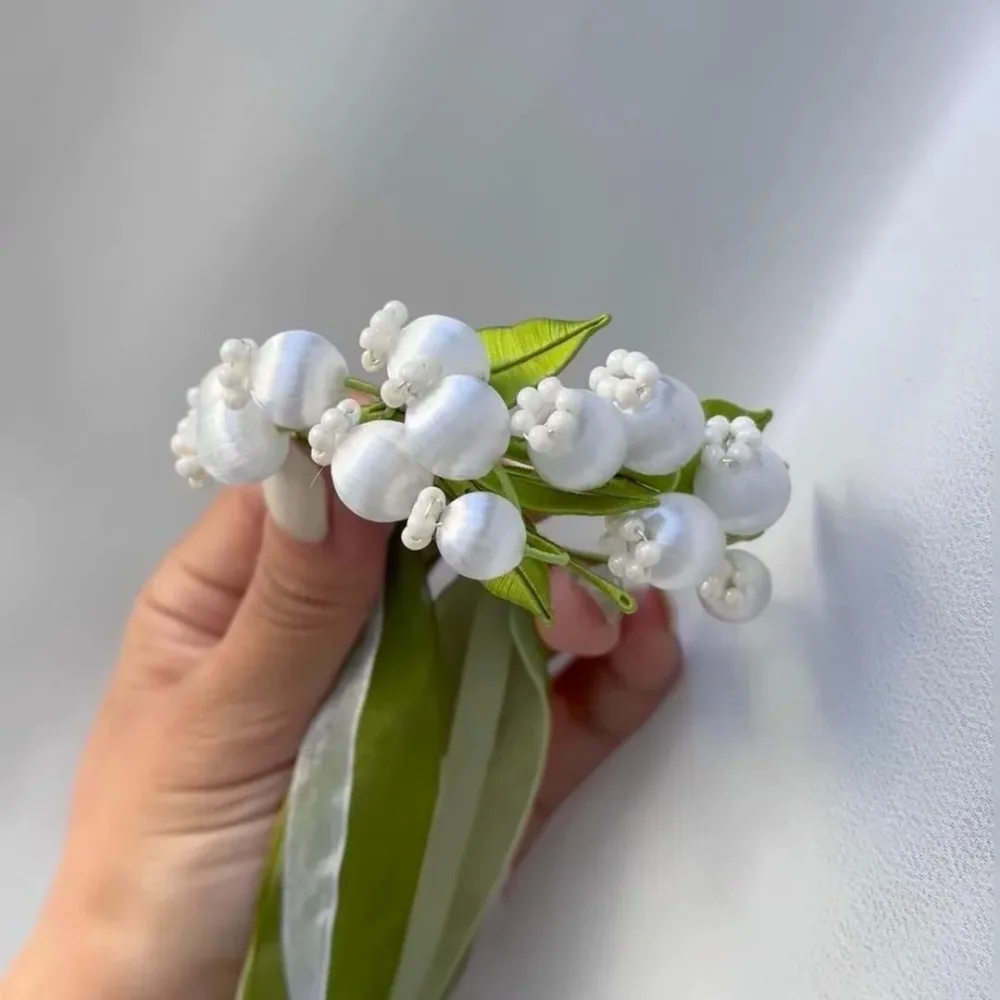 Lily Of The Valley Bespoke Wrist Flower - Silk Wrist Flower(Chanhua) – Image 3
