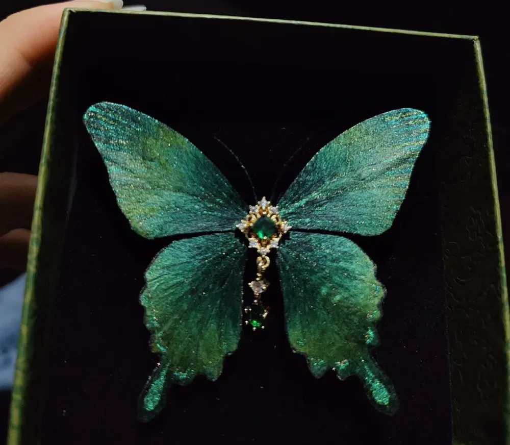 Butterfly Bespoke Brooch -Silk Brooch(Ronghua) – Image 2