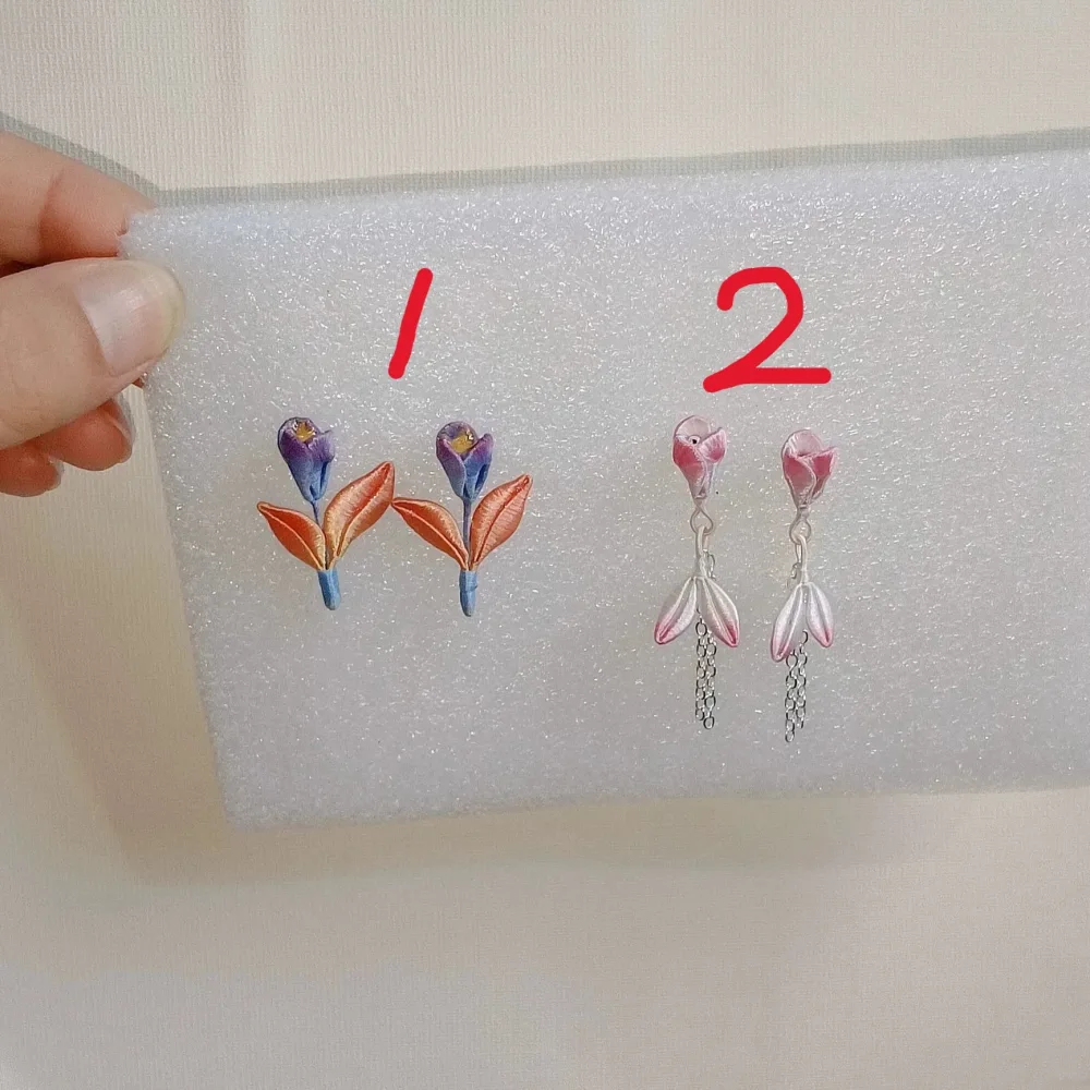 Handmade Chanhua Flower Drop Earrings – Image 3