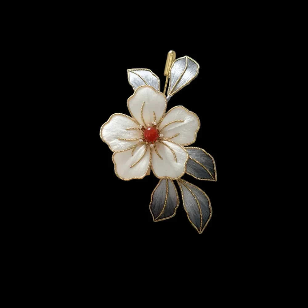 Handmade Ronghua White Flower Brooch - Luxury Silk Floral Pin & Versatile Accessory