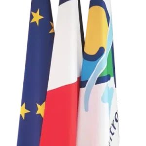 Lot 3 drapeaux prestige satin France Europe Région- avec socle laiton Lot 3 drapeaux prestige satin France Europe Région- avec socle laiton