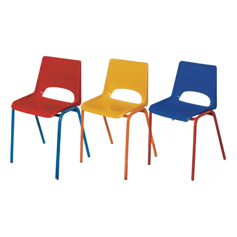 Chaise coque en PVC pour maternelle – Image 2