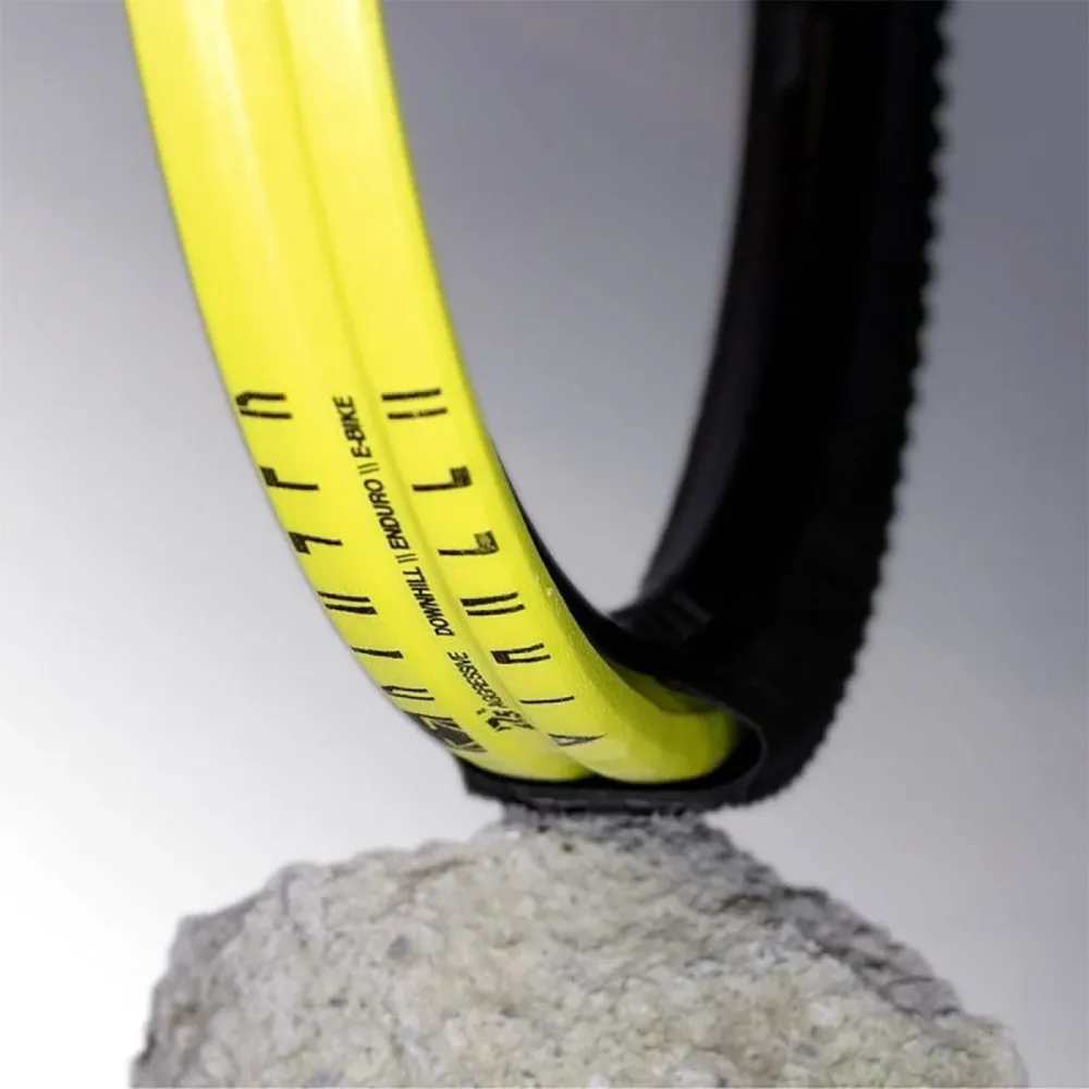 Mousse Anti-Pincement PANZER XC GEN3C 29" 2.2"-2.4" / 28 mm – Image 3