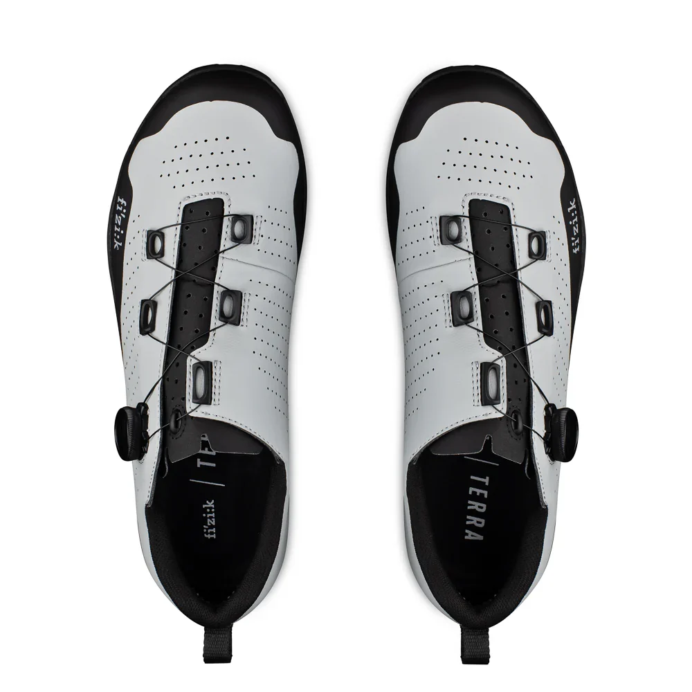Chaussures VTT XC/Gravel FIZIK TERRA ATLAS Gris/Noir – Image 2