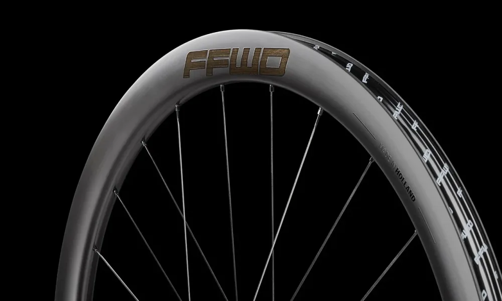 PAIRE DE ROUES RYOT 44 - TLR Disque - DT240 / Sram XDR ET Shimano HG New 2025 – Image 3