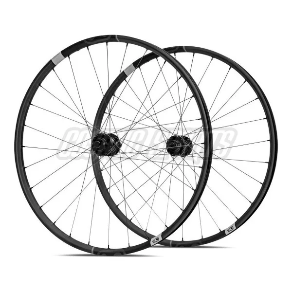 Paire de Roues CRANKBROTHERS SYNTHESIS Carbone Gravel Tubeless Ready (Center Lock) Paire de Roues CRANKBROTHERS SYNTHESIS Carbone Gravel Tubeless Ready (Center Lock)
