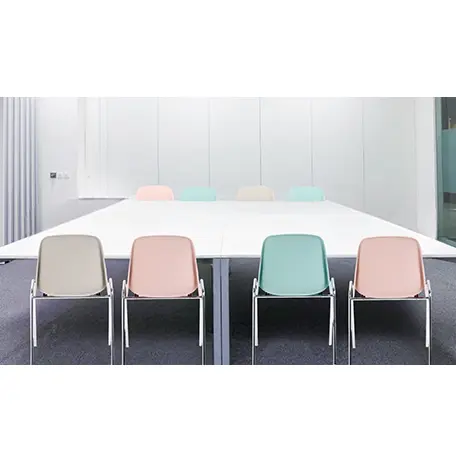 Kit chaises coque polypro Charlotte arc-en-ciel – Image 3