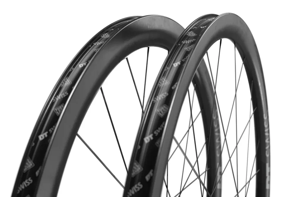 Roue Arrière DT SWISS ERC 1100 DICUT 45 DISC Tubeless Ready (Center Lock) – Image 2