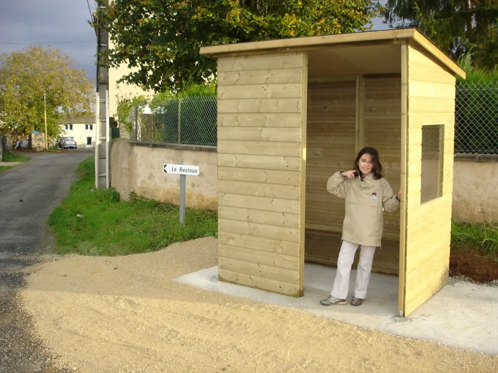Abri voyageurs bois 2 m – Image 2
