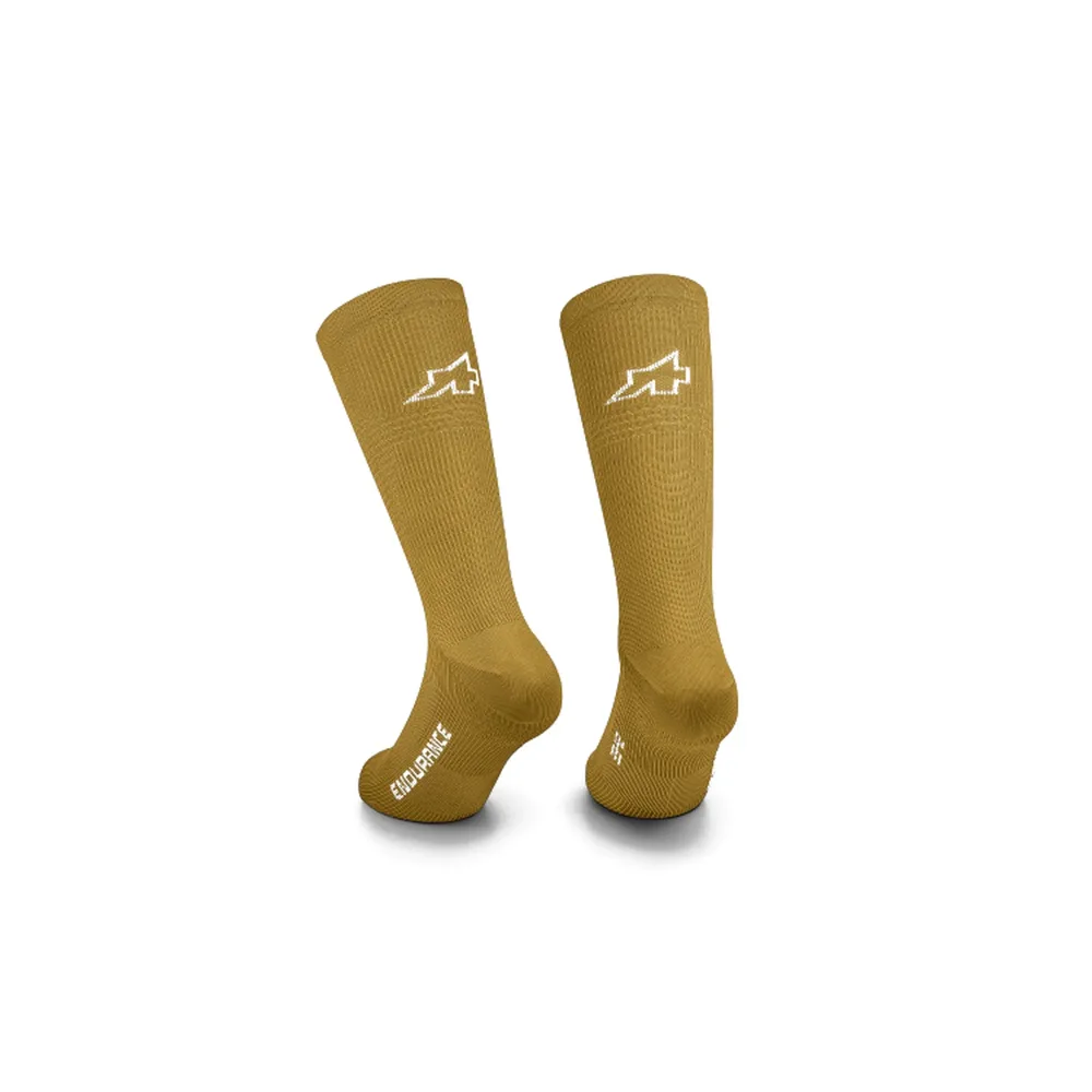 Chaussettes ASSOS ENDURANCE S11 Golden Yellow – Image 2