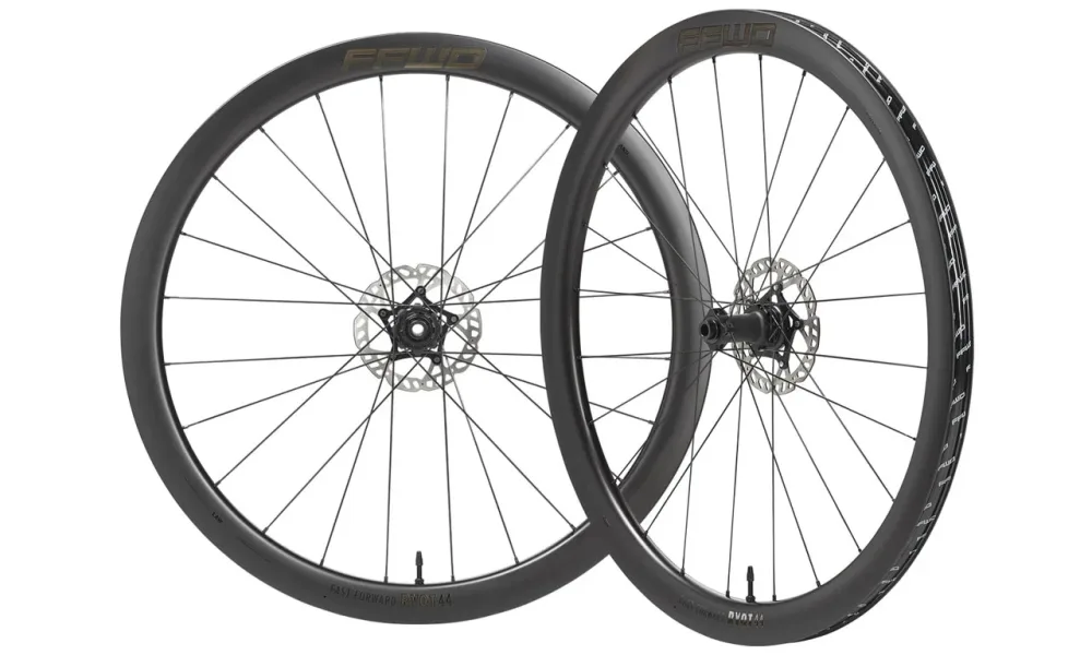 PAIRE DE ROUES RYOT 44 - TLR Disque - DT240 / Sram XDR ET Shimano HG New 2025
