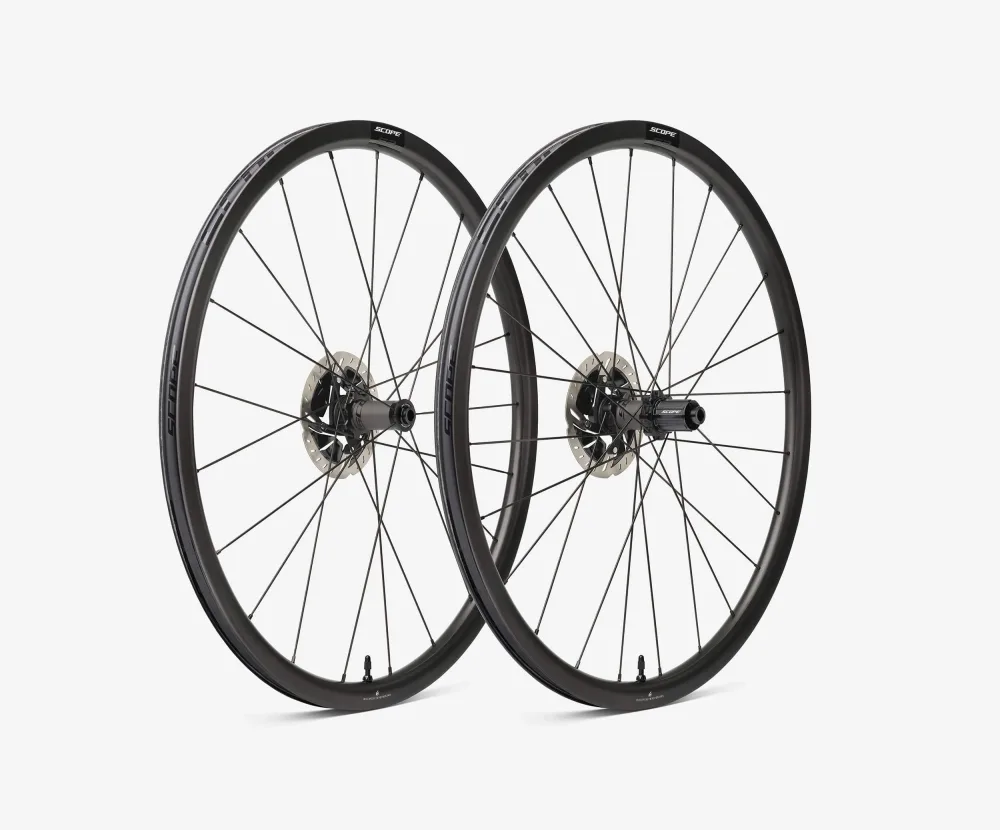 Paire de Roues SCOPE SPORT 30 DISC à Pneus (Center Lock)